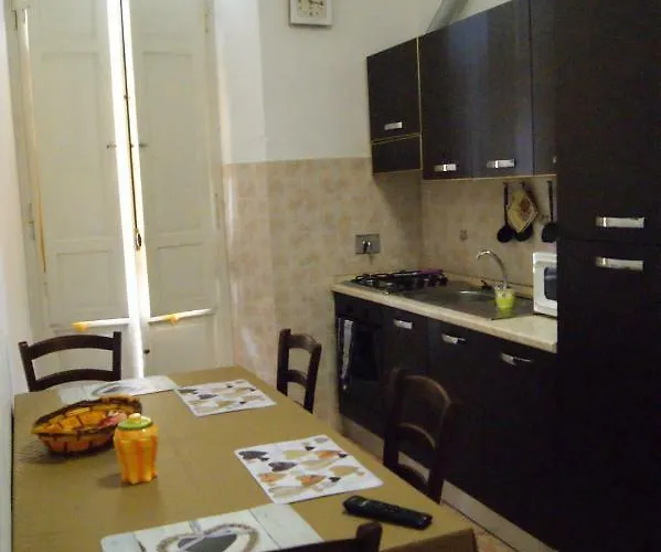 Tatusa Al Colosseo Apartamento *